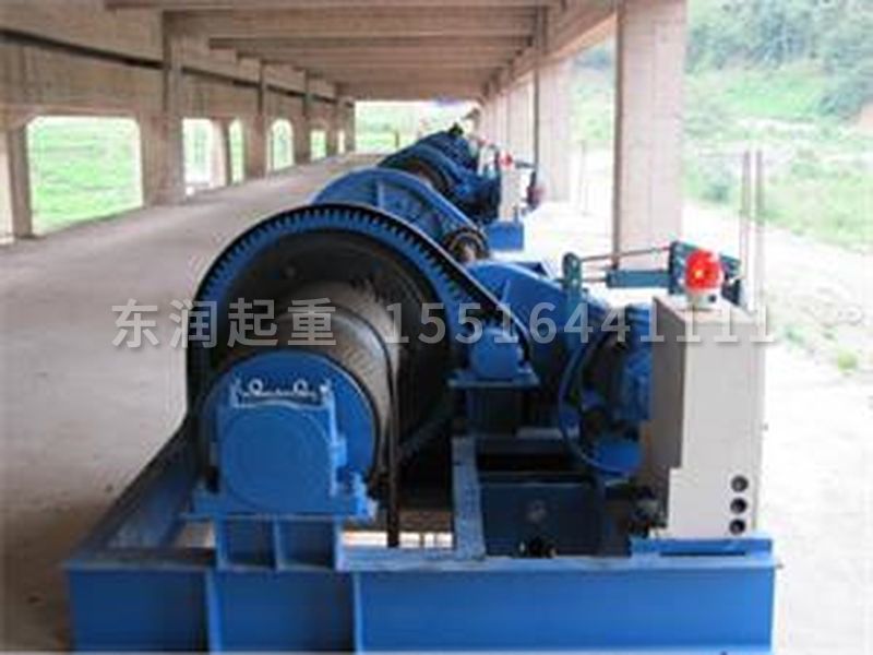 固定卷揚(yáng)式啟閉機(jī)