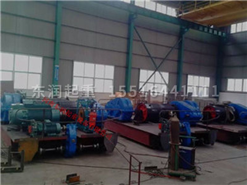 移動(dòng)式啟閉機(jī)