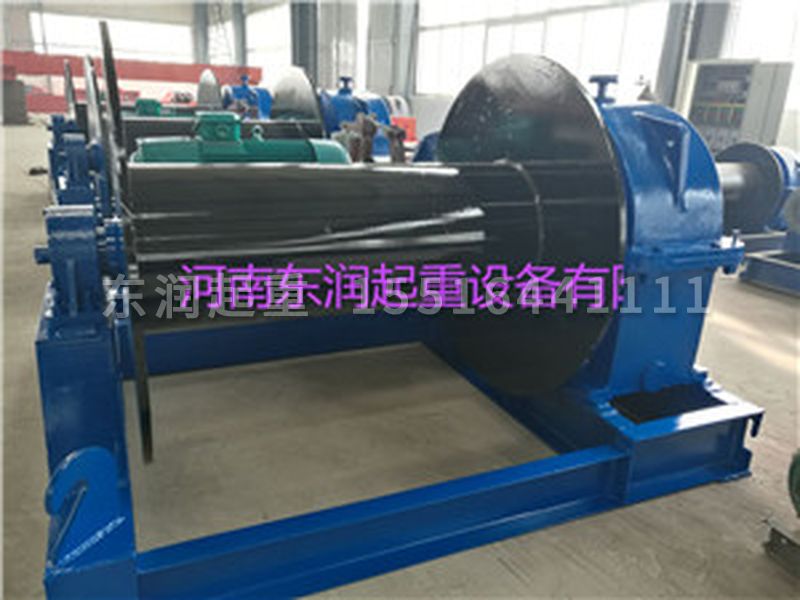 大型卷揚(yáng)機(jī)
