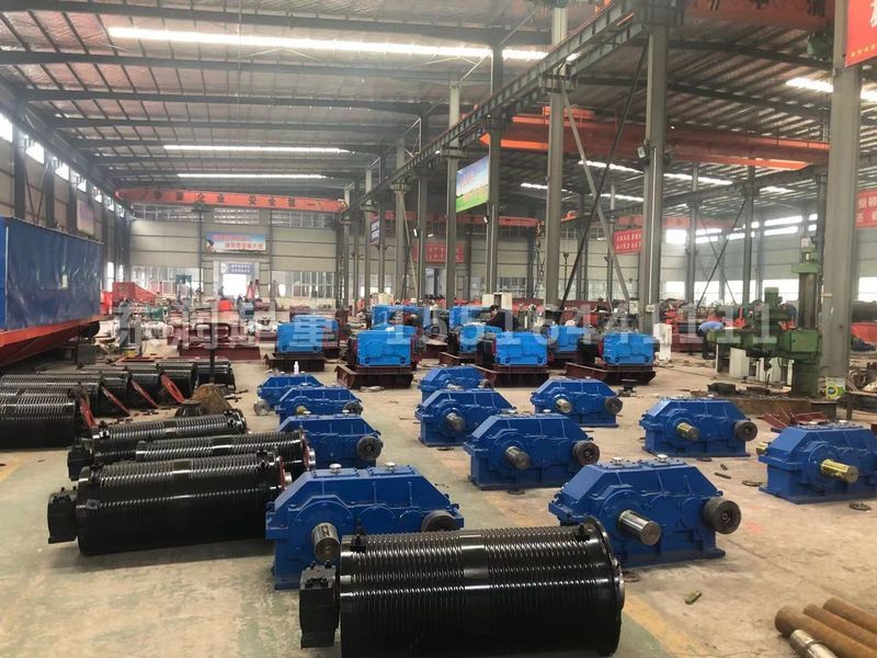 啟閉卷揚(yáng)機(jī)